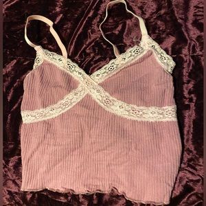 S-P BDG crop top with white lace